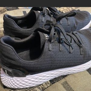 Black Nobull Ripstop runner size 10.